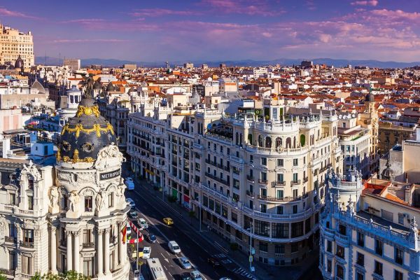 Steps to Successful Job Hunting in Spain: Tips and Recommendations